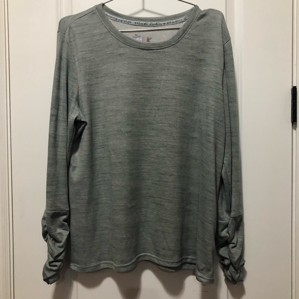 Muk Luks PXL Women’s gray shirt